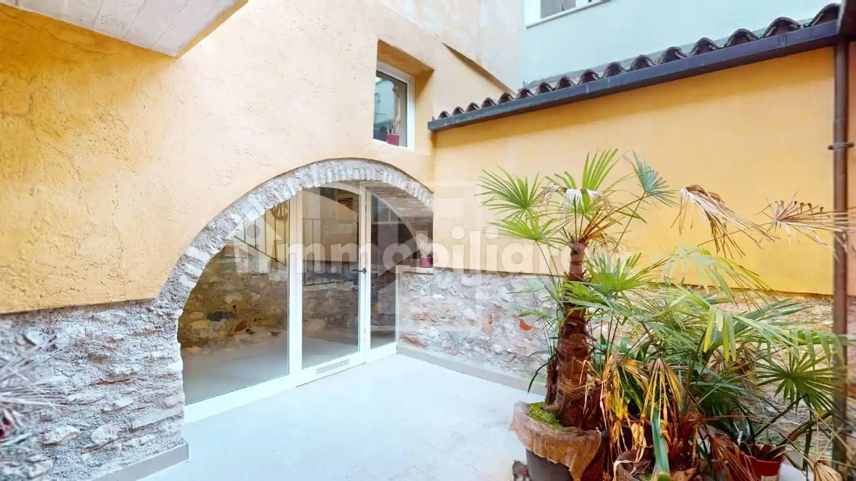 Casa indipendente in vendita a Toscolano-Maderno