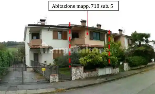 Appartamento in vendita a Montecchio Precalcino