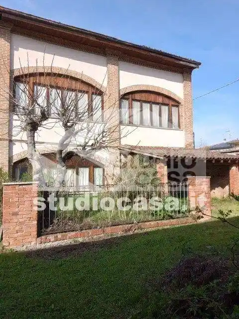 Villa in vendita a Vailate