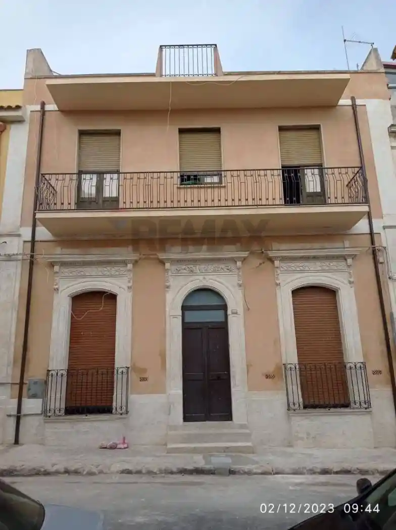 Casa indipendente in vendita a Rosolini