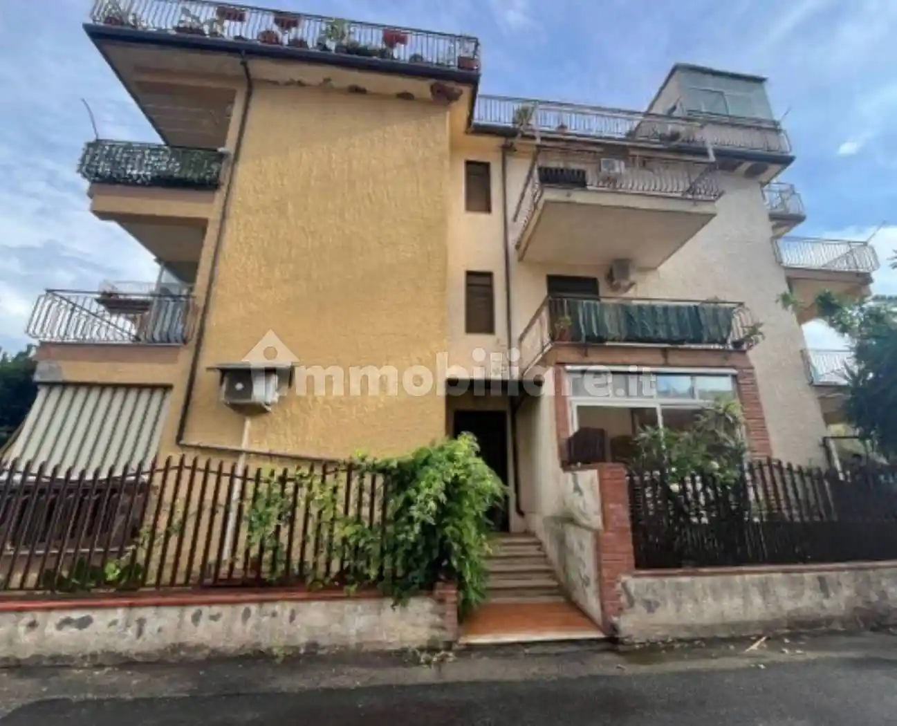 Appartamento in vendita a Giardini-Naxos