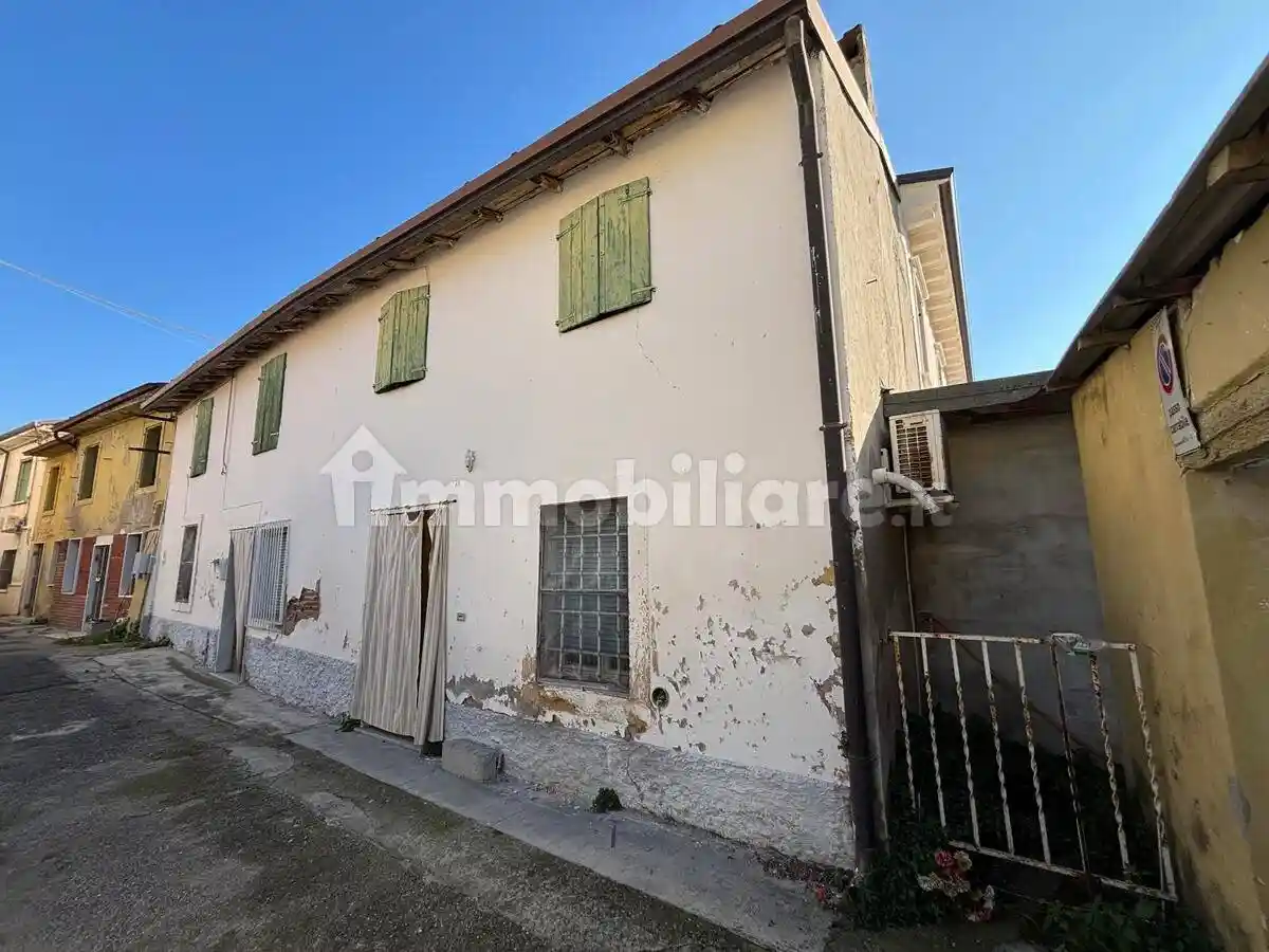 Casa indipendente in vendita a San Giovanni Lupatoto
