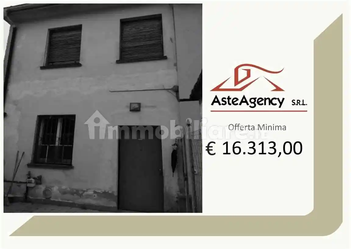 Casa indipendente in vendita a Ferrera Erbognone