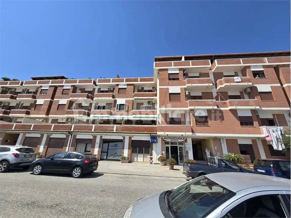 Appartamento in affitto a Guardavalle