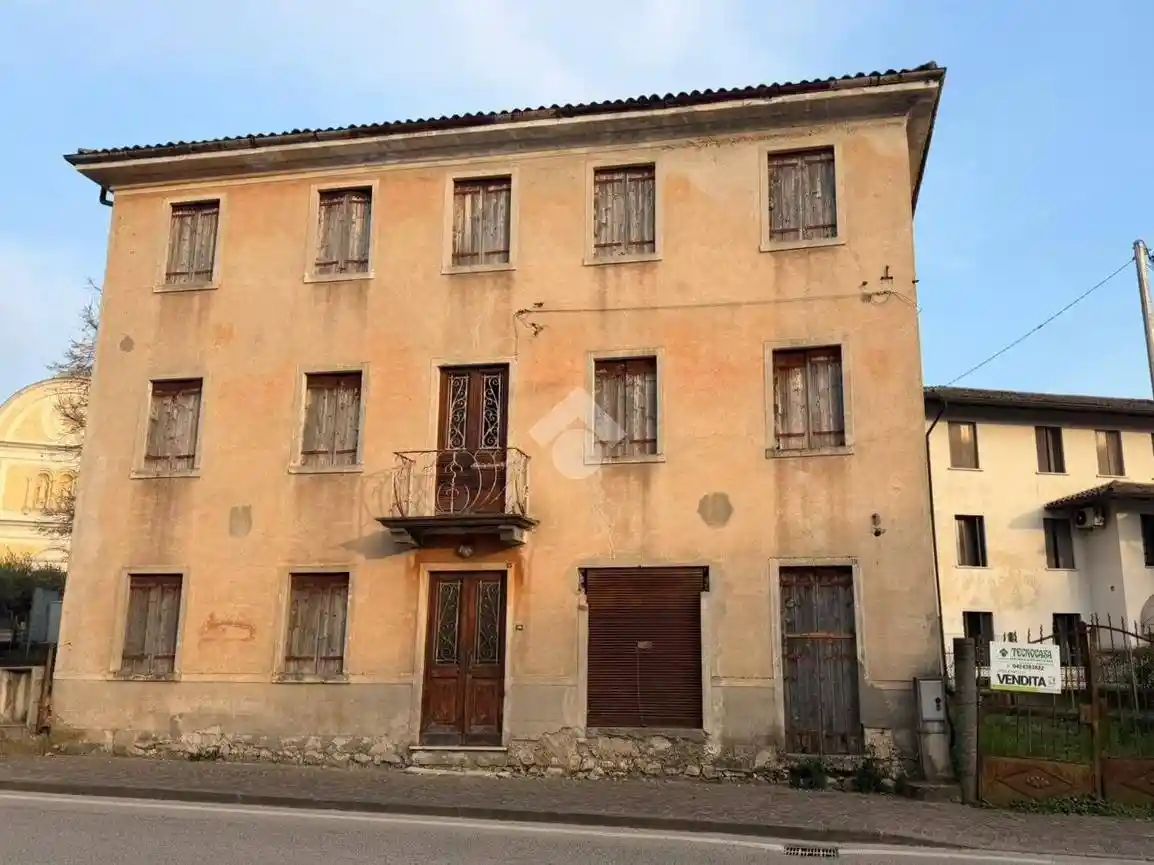 Rustico - Casale in vendita a Romano d'Ezzelino