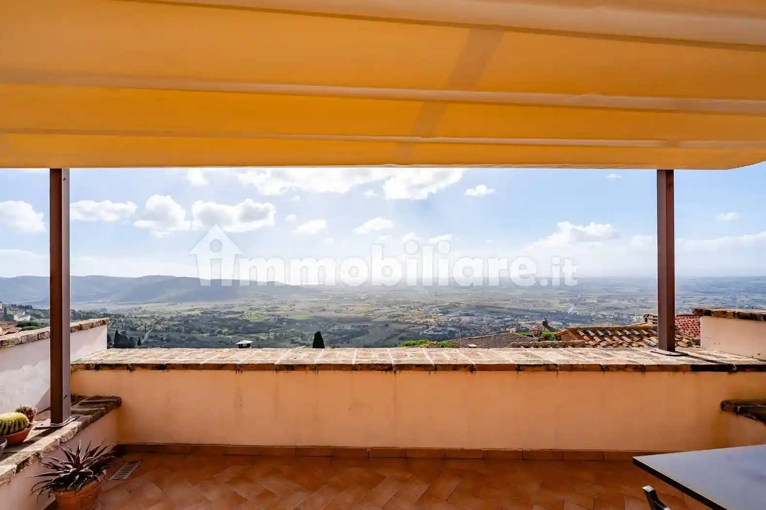 Appartamento in vendita a Cortona