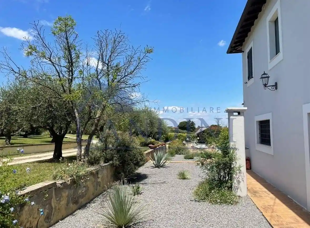 Rustico - Casale in vendita a Zagarolo