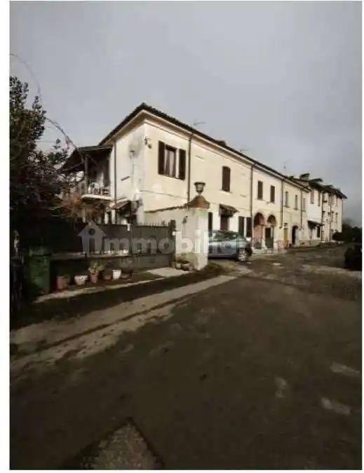 Casa indipendente in vendita a Torrazza Coste