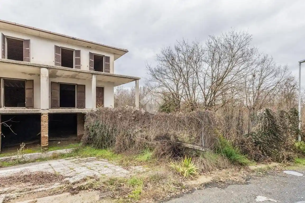 Rustico - Casale in vendita a Vejano