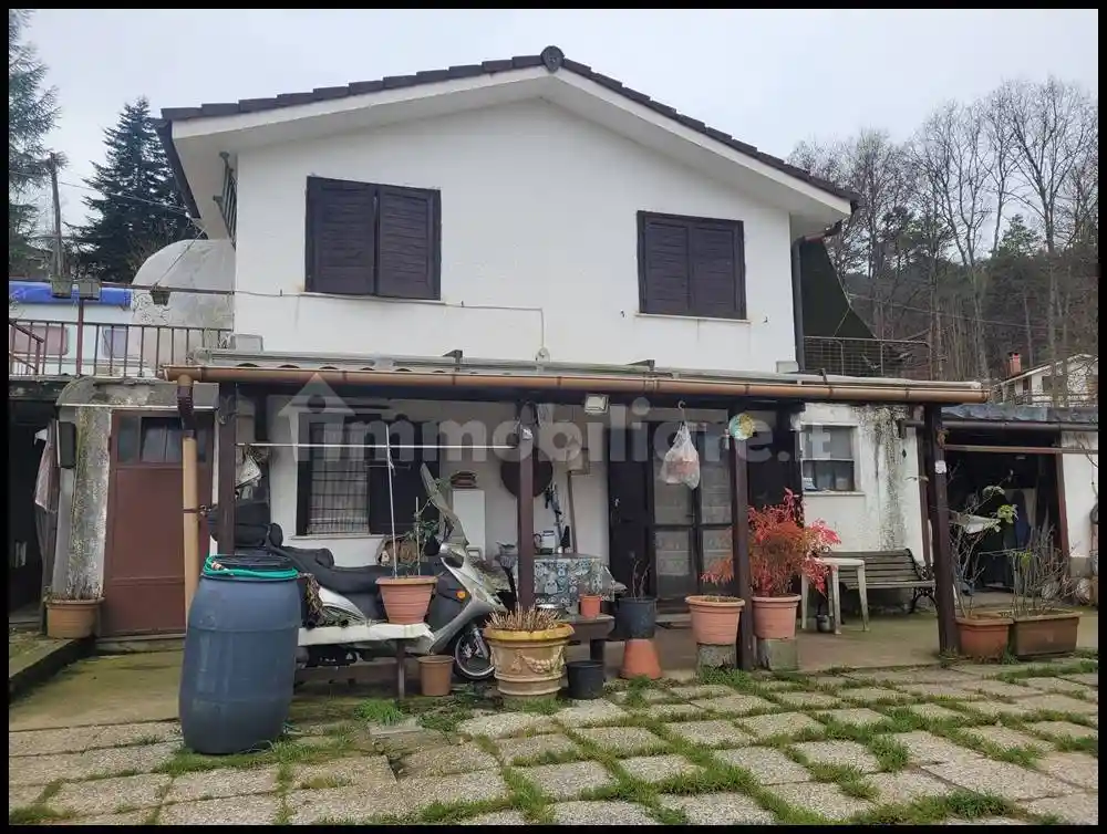 Casa indipendente in vendita a Sassello