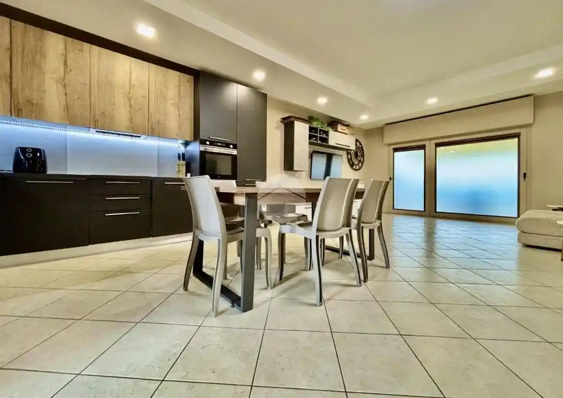 Appartamento in vendita a Lonato del Garda