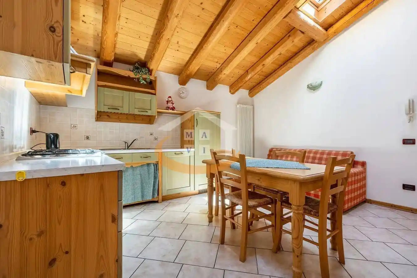 Appartamento in vendita a Ronzo-Chienis