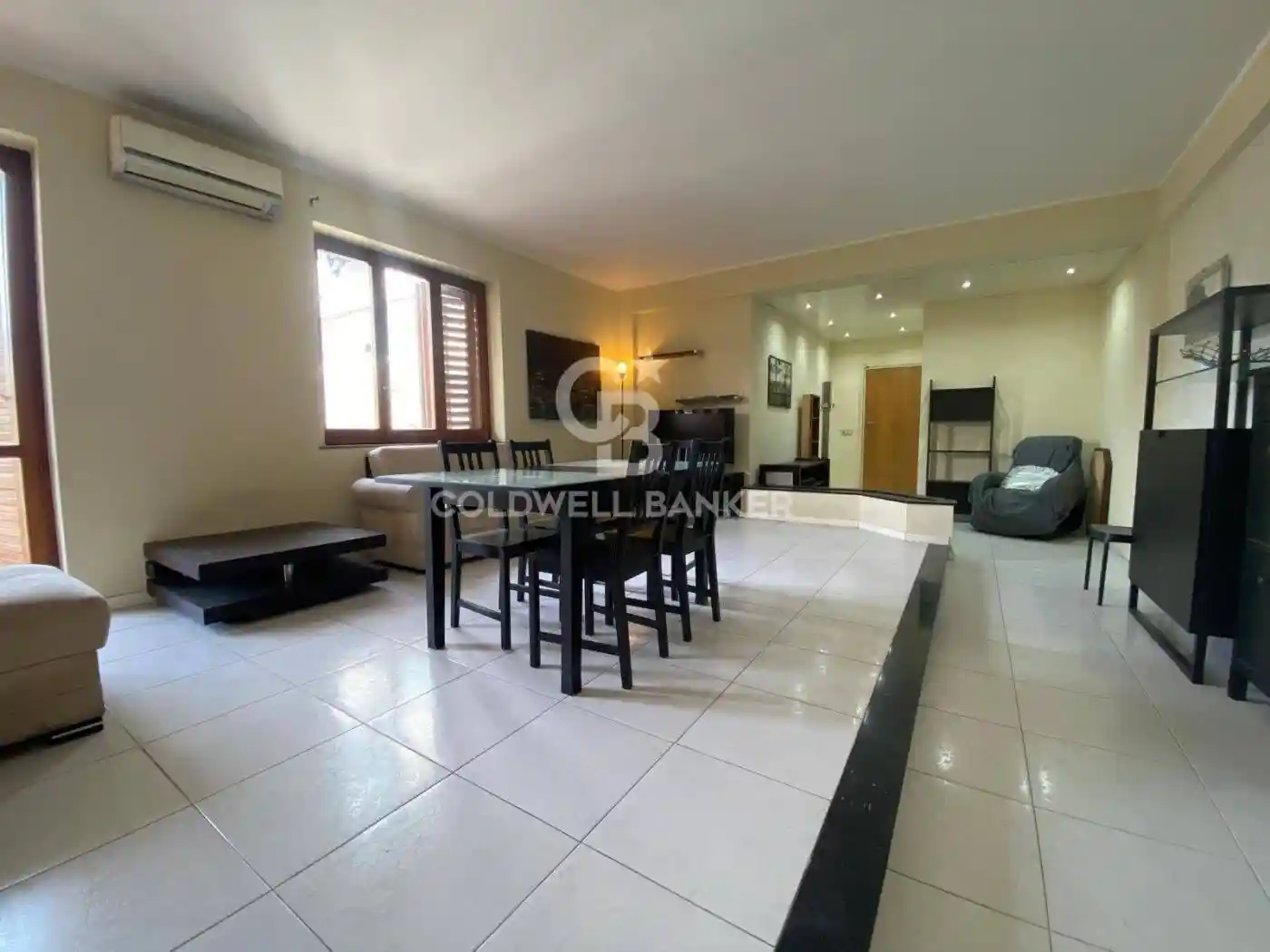 Appartamento in vendita a Aci Castello