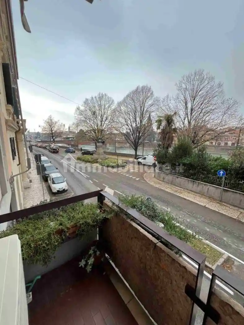 Appartamento in vendita a Verona