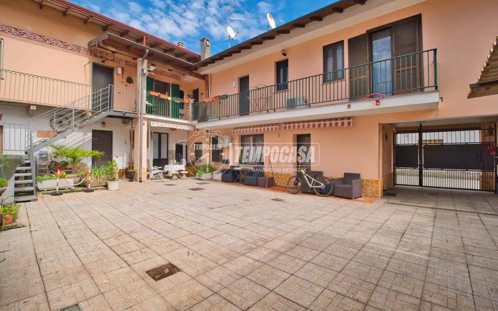 Appartamento in vendita a Biandrate