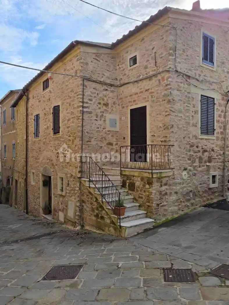 Casa indipendente in vendita a Magliano in Toscana