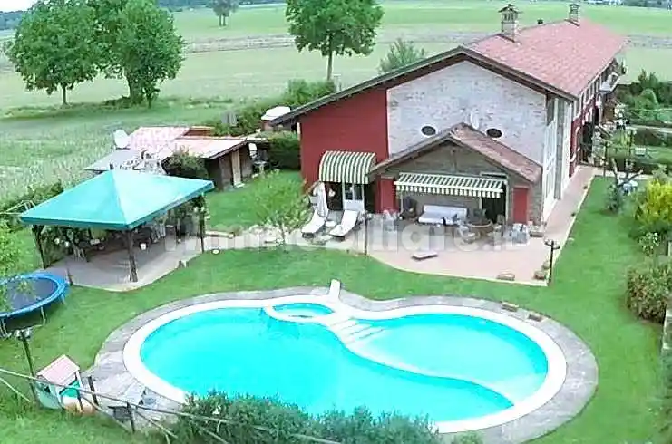 Rustico - Casale in vendita a Racconigi