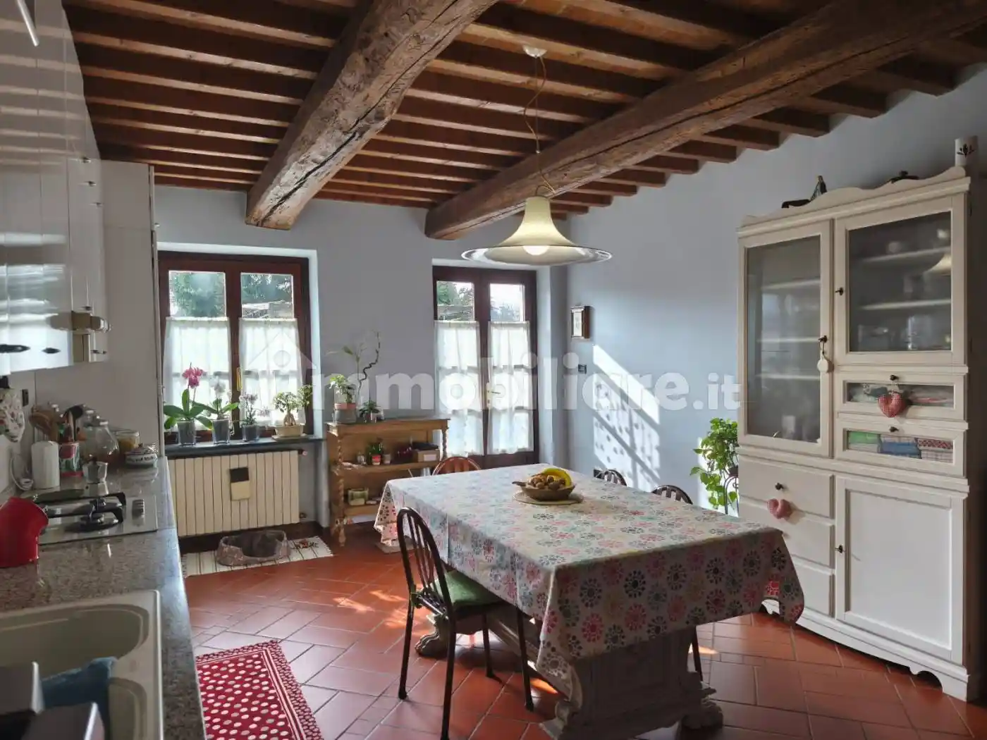 Casa indipendente in vendita a Bra