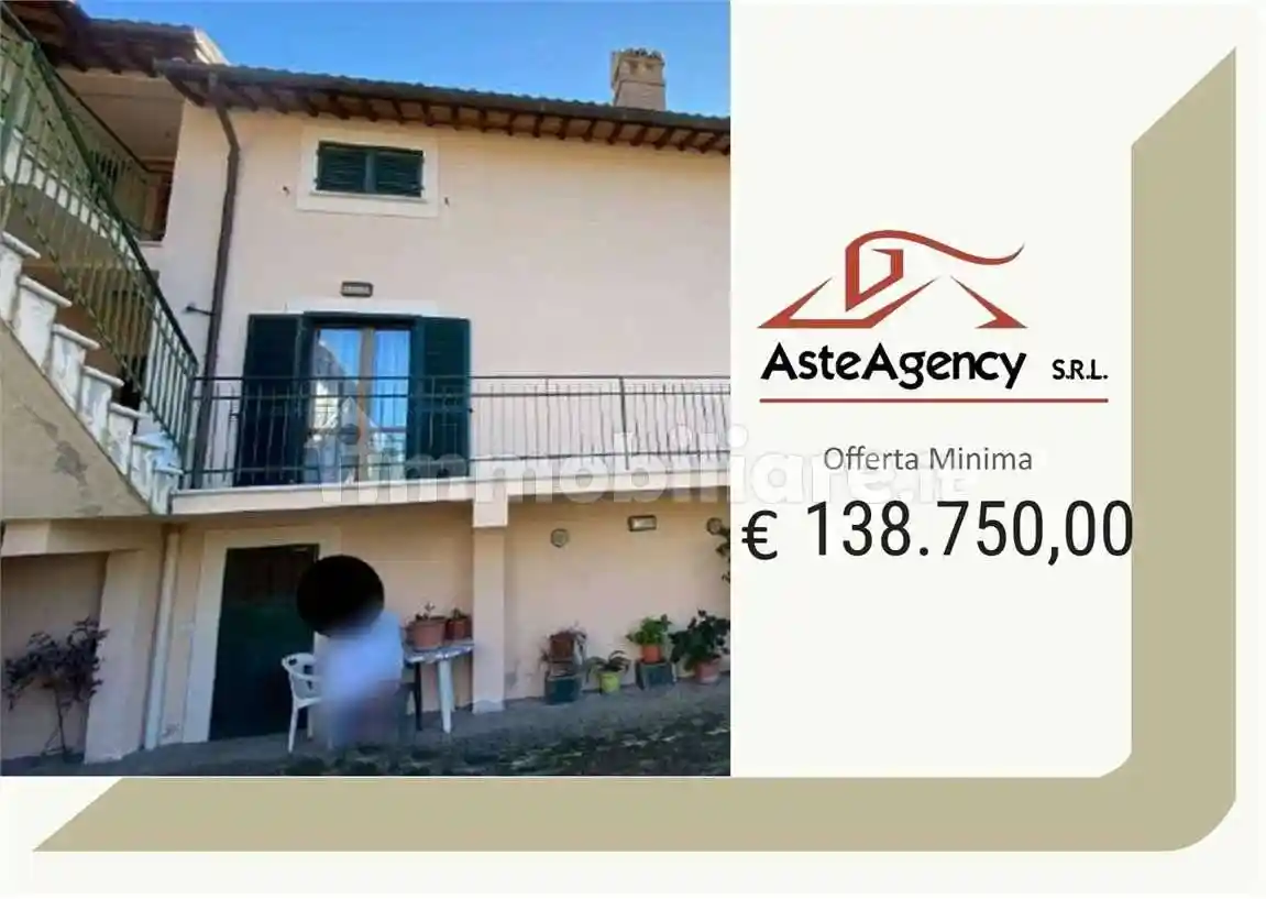 Casa indipendente in vendita a Spoleto