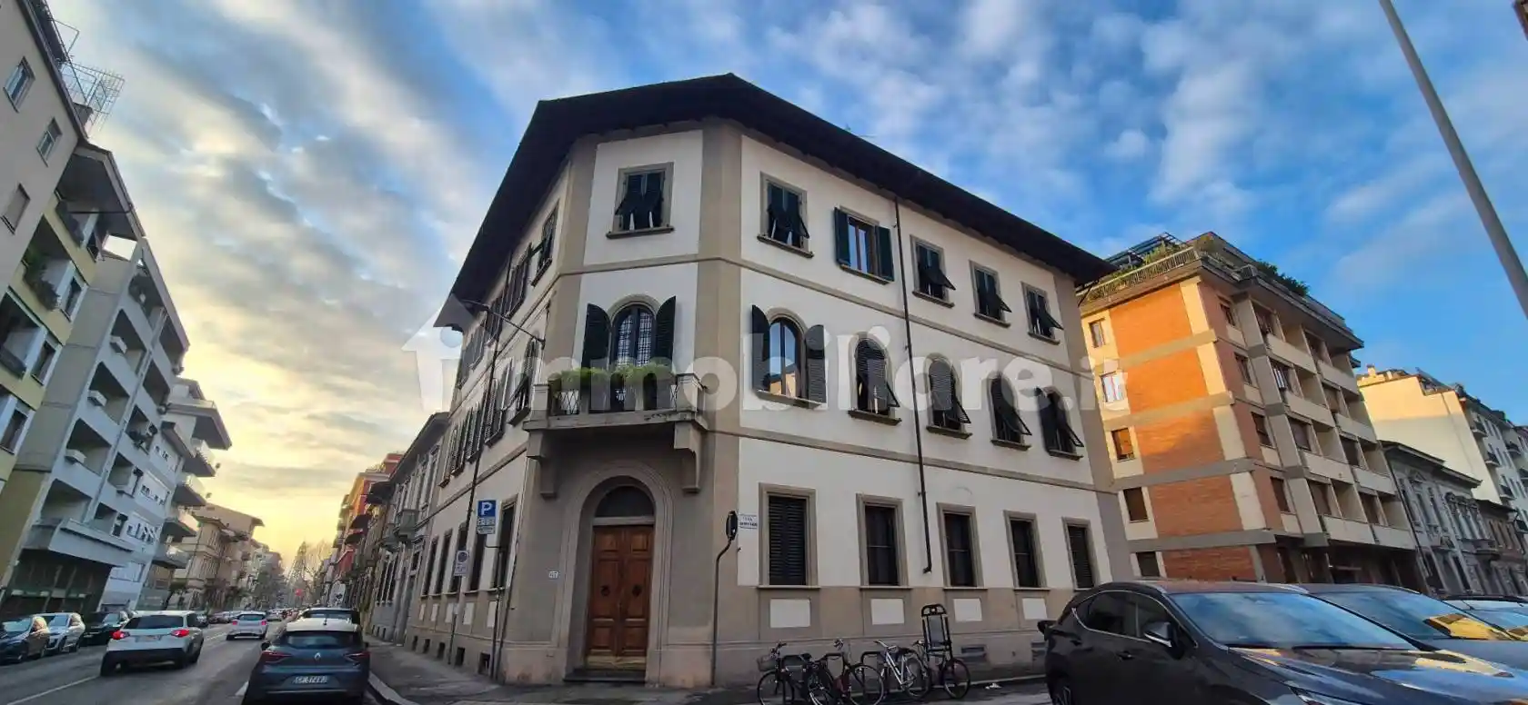 Appartamento in vendita a Firenze