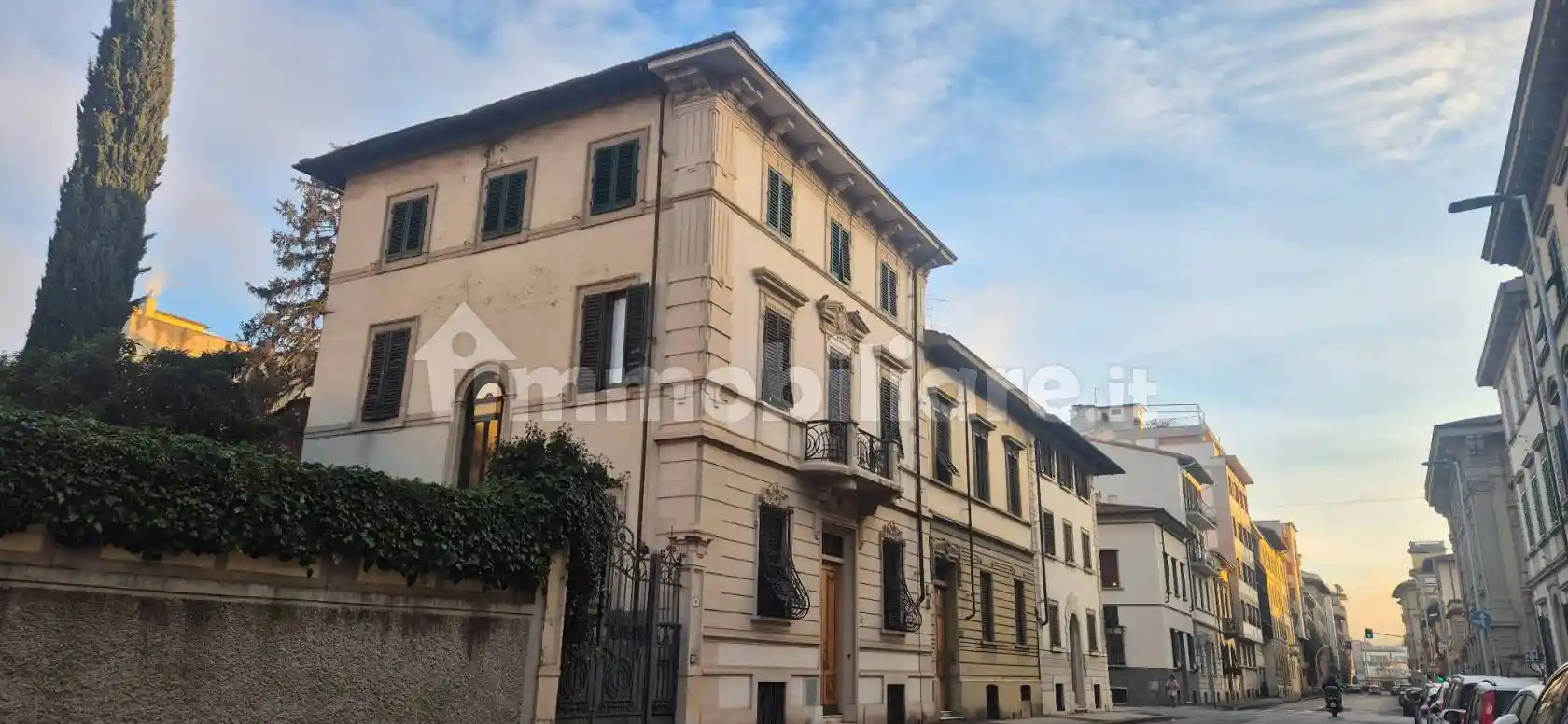 Appartamento in vendita a Firenze