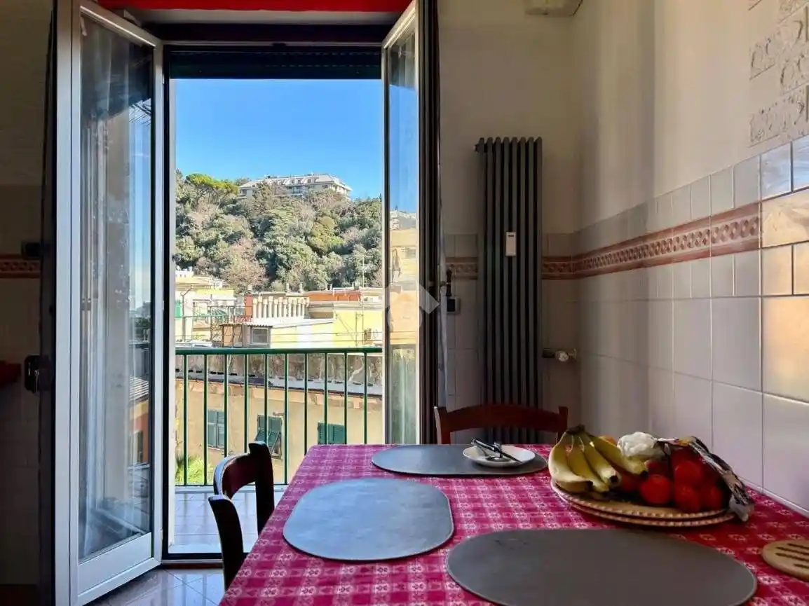 Appartamento in vendita a Genova
