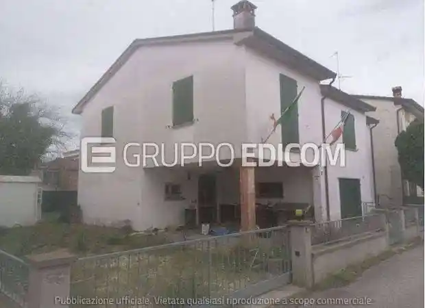 Casa indipendente in vendita a Bagnacavallo