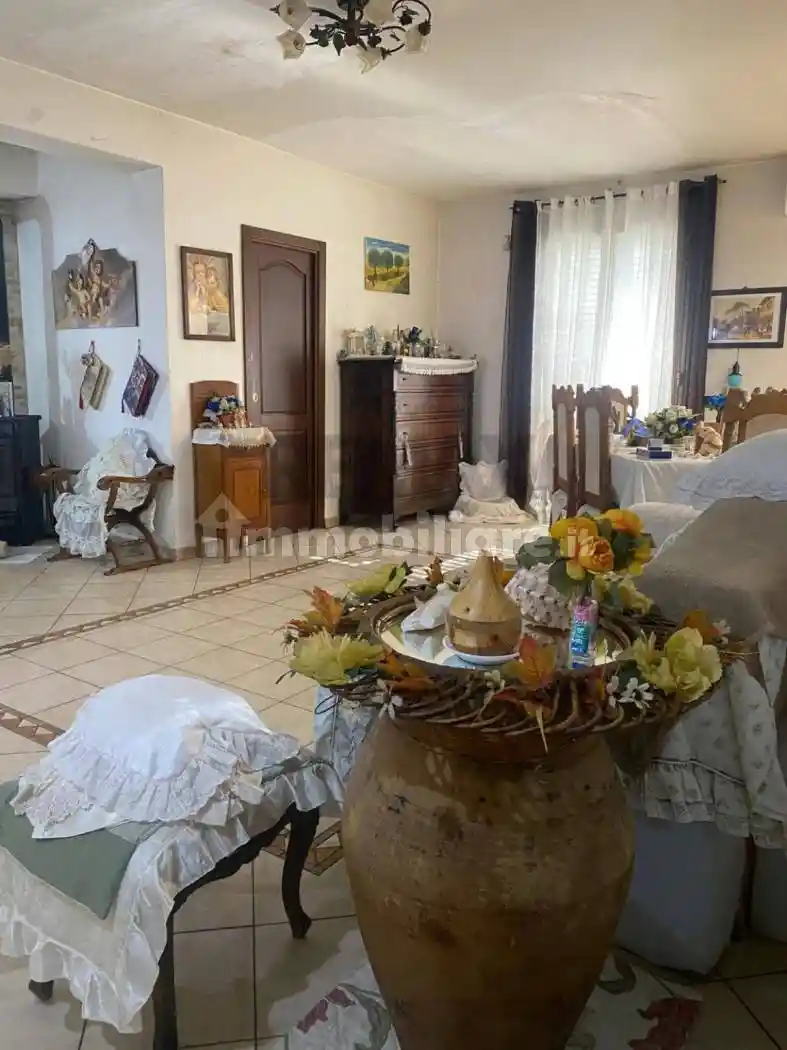 Casa indipendente in vendita a Lentini
