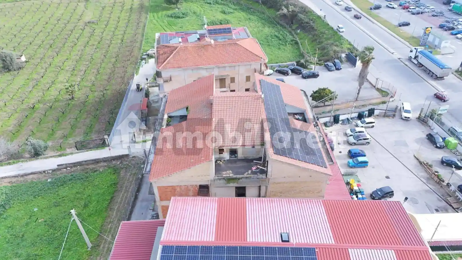 Palazzo - Edificio in vendita a Partinico