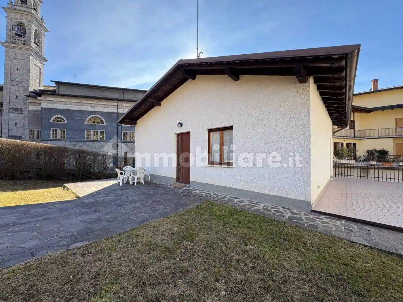 Villa in vendita a Castione della Presolana