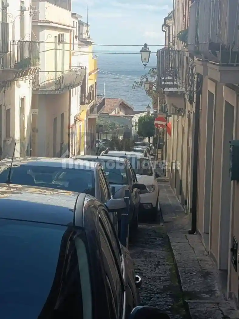 Appartamento in vendita a Acireale