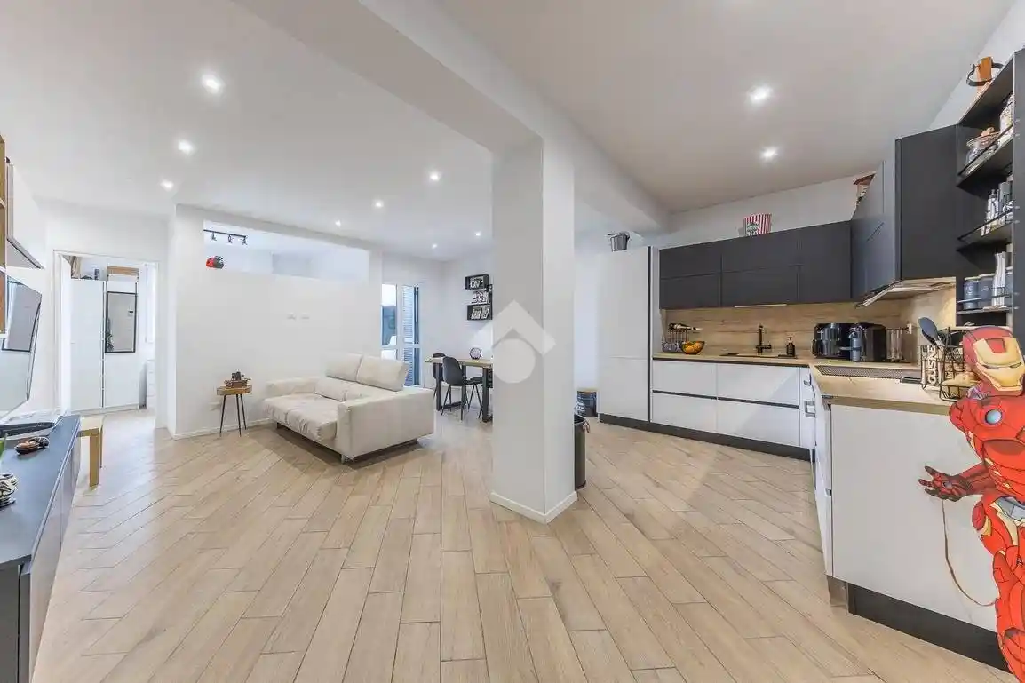 Appartamento in vendita a Roma