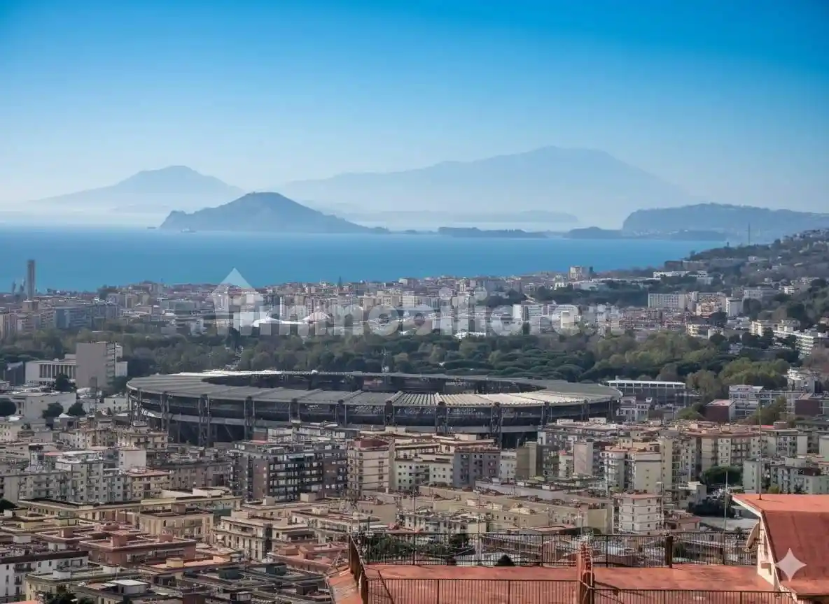 Appartamento in vendita a Napoli