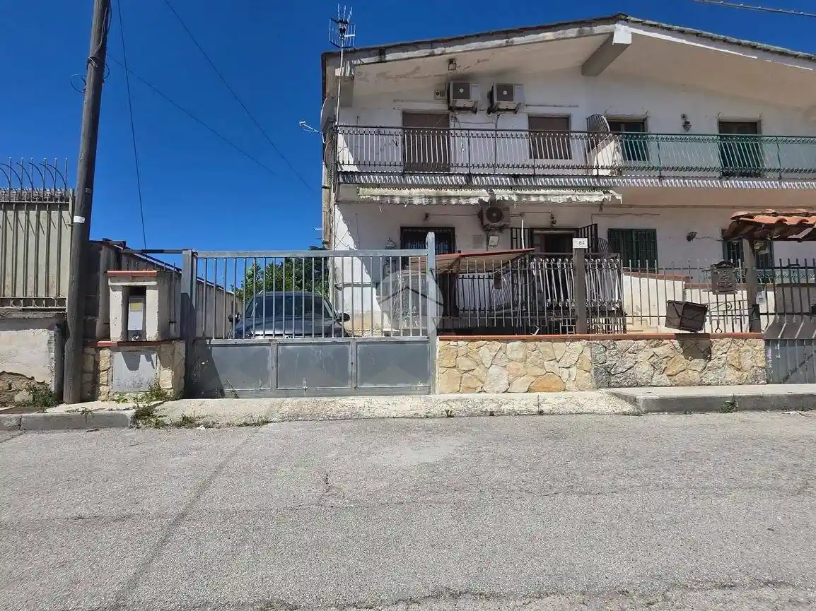Villa in vendita a Giugliano in Campania