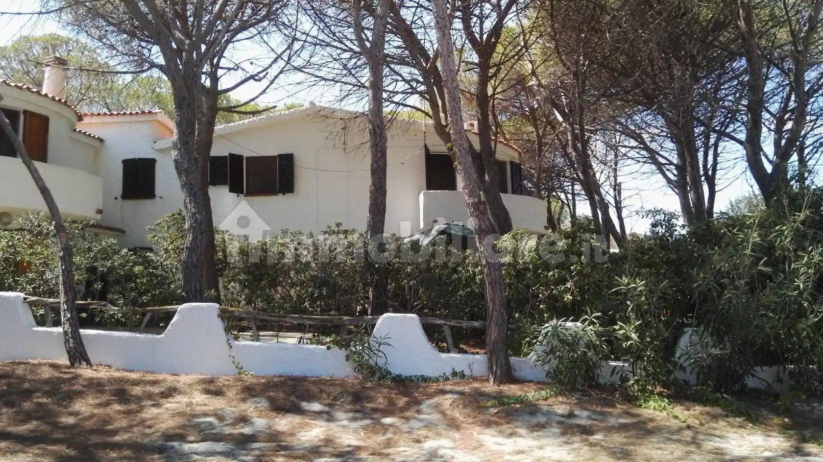 Villa in vendita a Posada