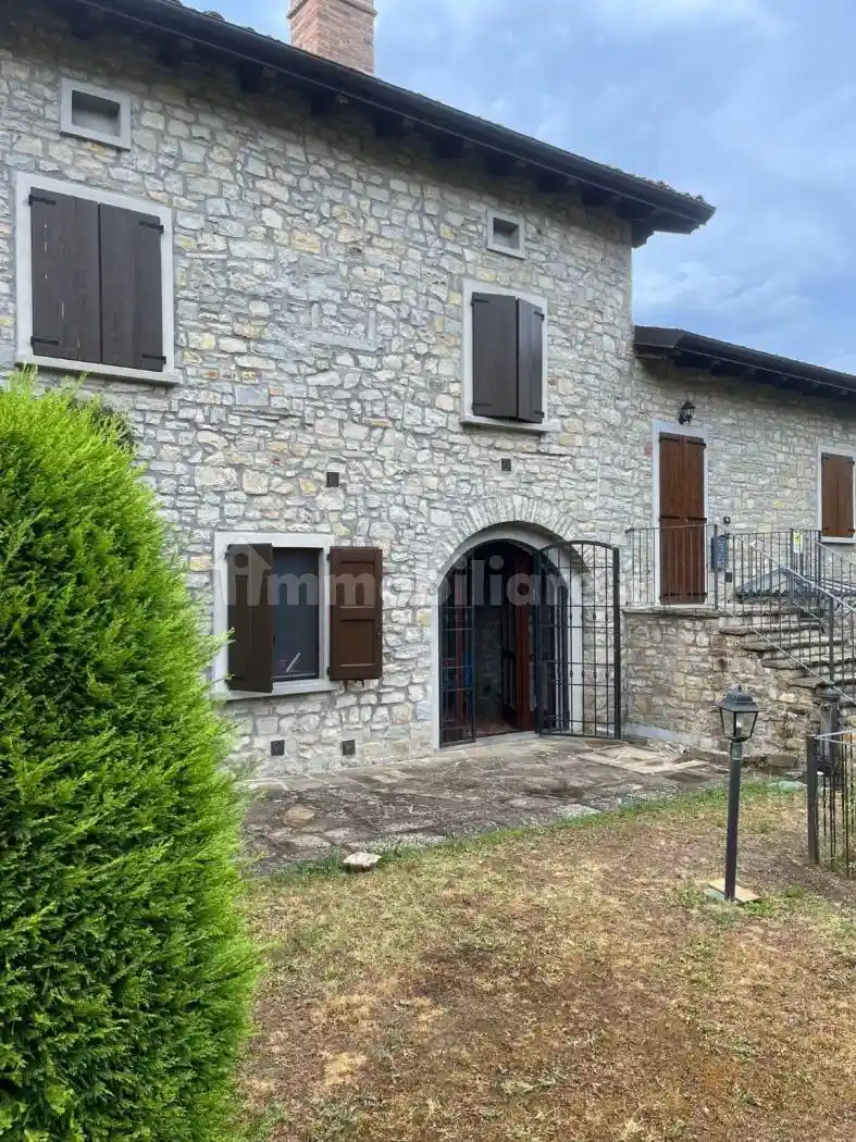 Villetta a schiera in affitto a Serramazzoni