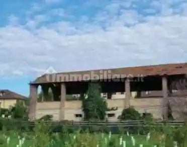 Palazzo - Stabile in vendita a Noviglio