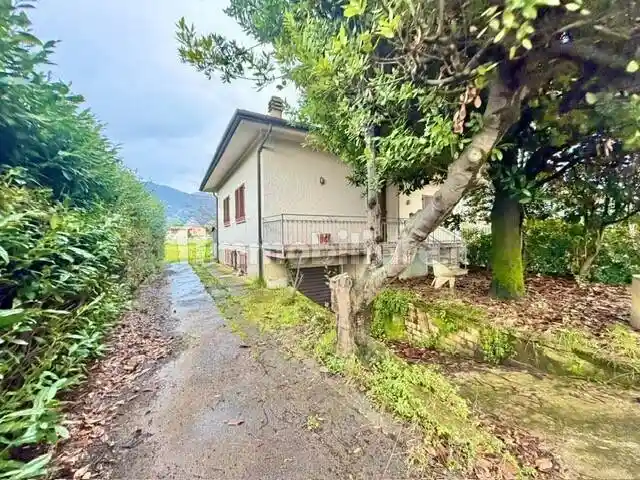 Villa in vendita a Pietrasanta