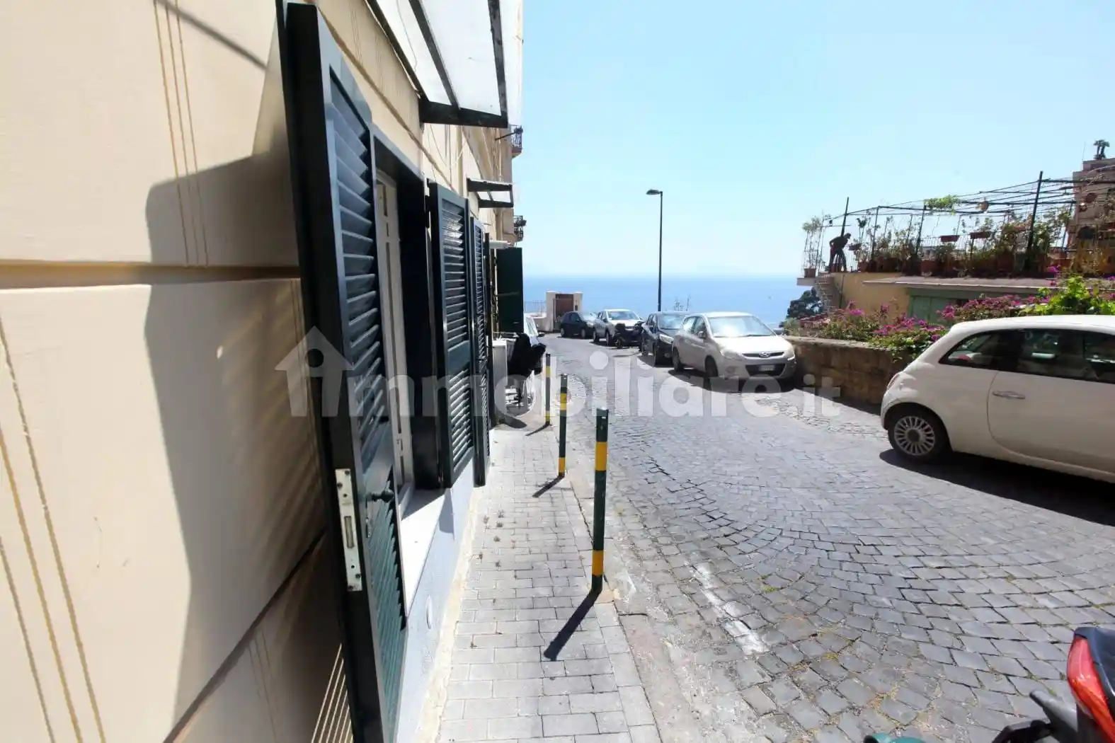 Appartamento in vendita a Napoli