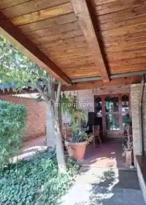 Villa in vendita a Montalto Pavese