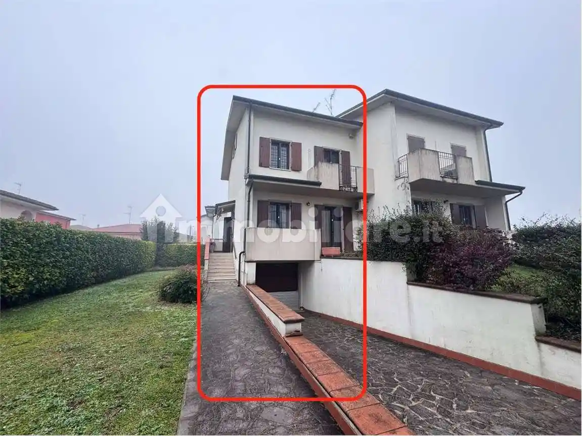 Villa in vendita a Borgo Virgilio