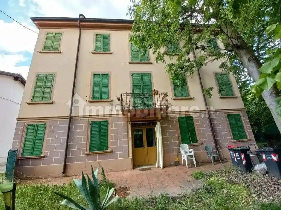 Villa in vendita a Carpi