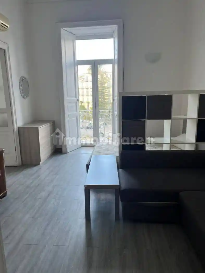 Appartamento in affitto a Napoli