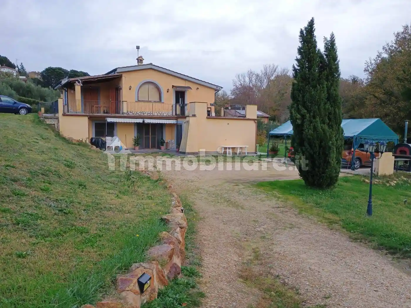 Villa in vendita a Manziana