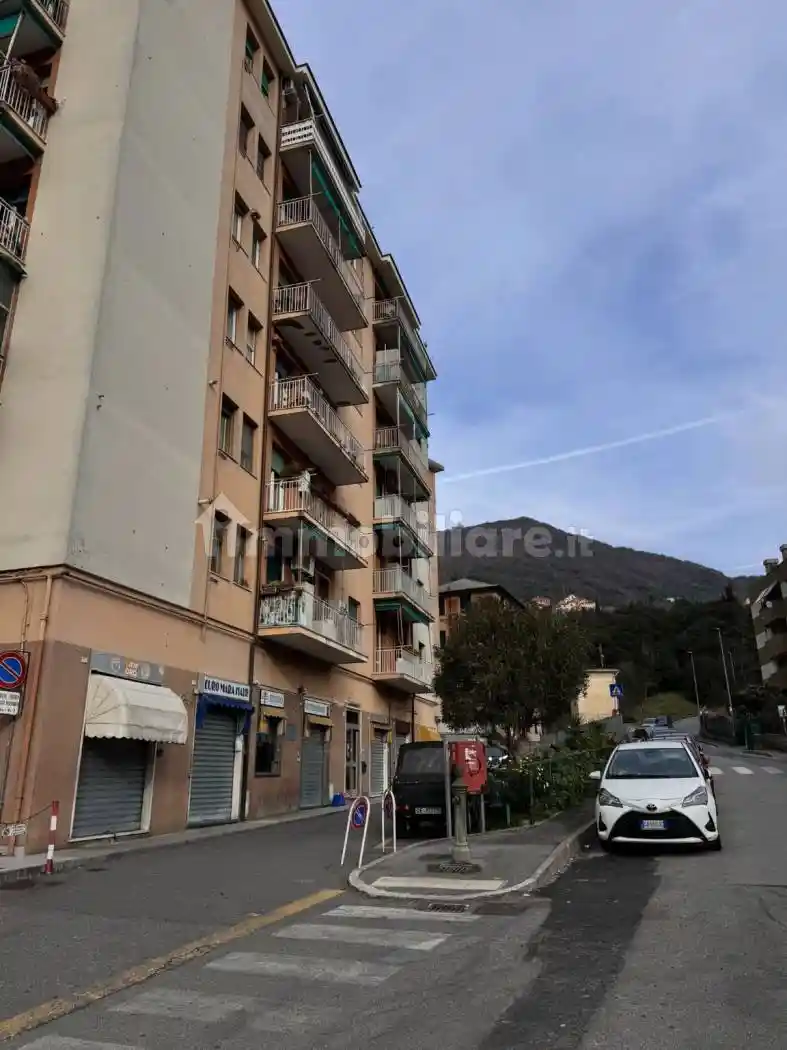Appartamento in vendita a Genova