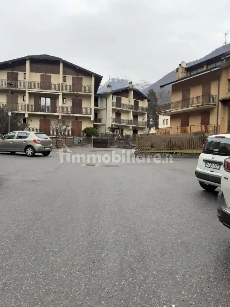 Appartamento in vendita a Gandellino