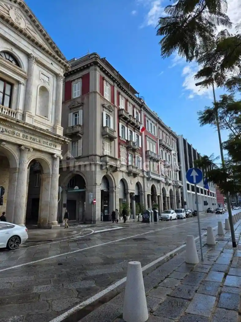 Appartamento in vendita a Cagliari