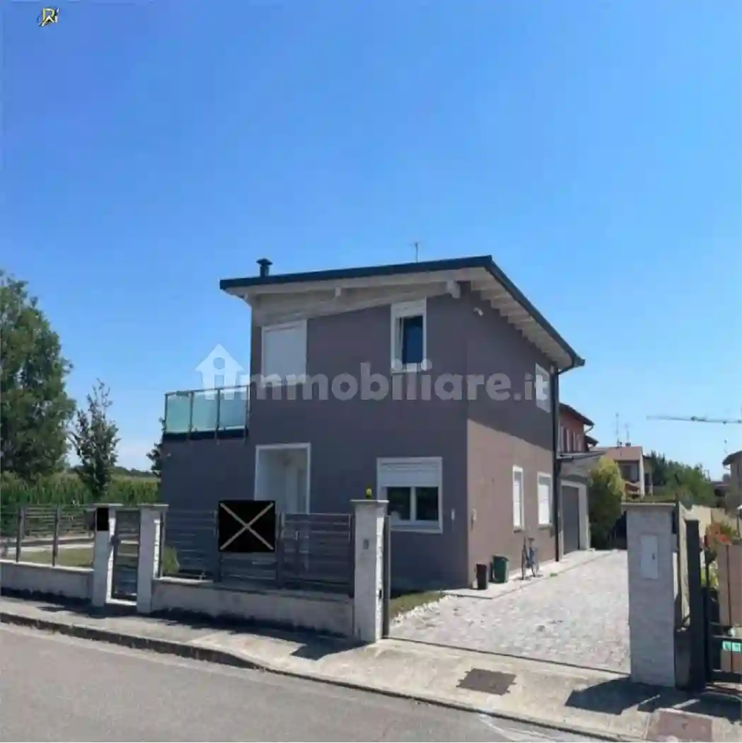 Villetta a schiera - foto 2