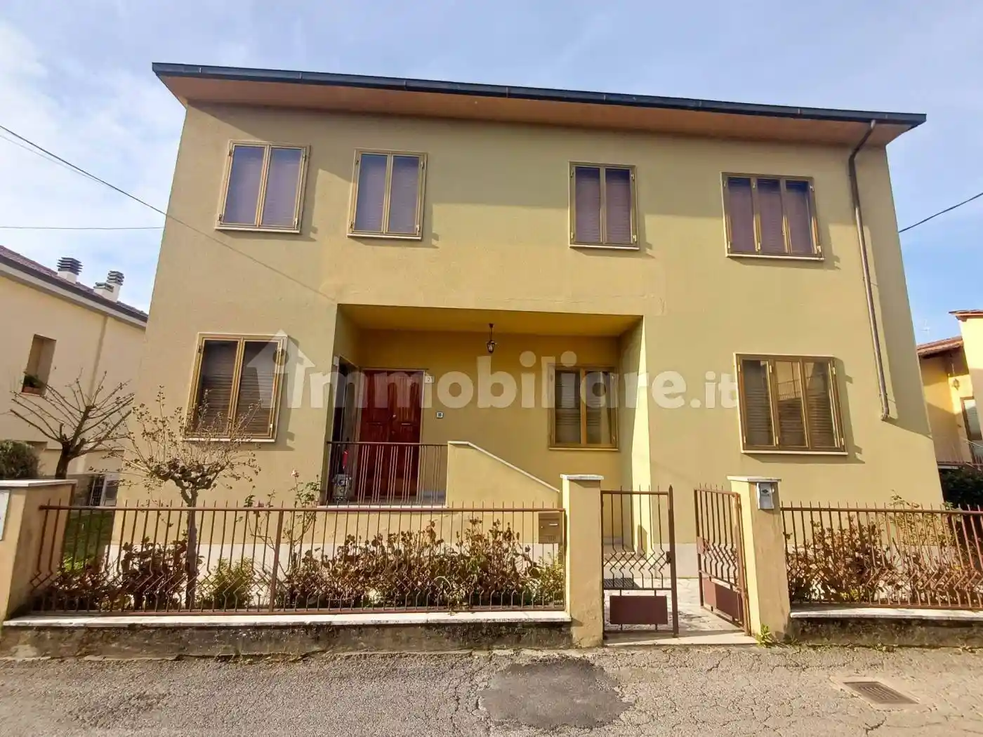 Casa indipendente in vendita a Arezzo