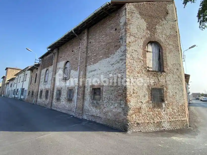 Rustico - Casale in vendita a Casei Gerola